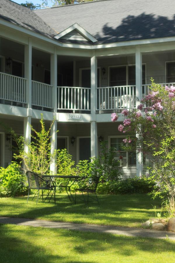 The M-22 Inn Glen Arbor Exterior foto