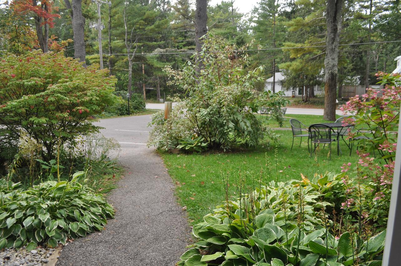 The M-22 Inn Glen Arbor Exterior foto