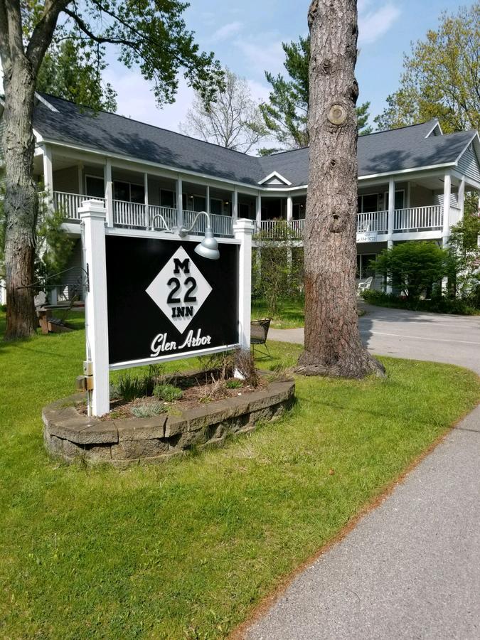 The M-22 Inn Glen Arbor Exterior foto